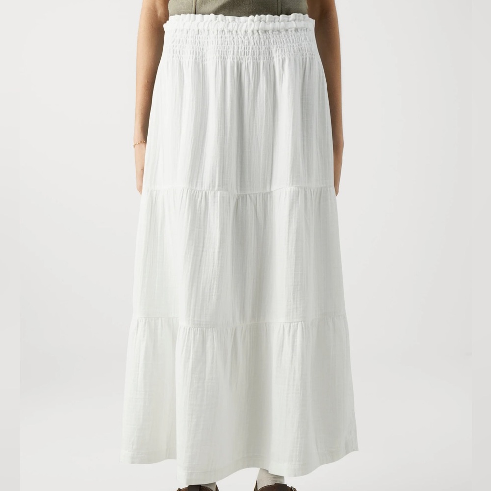 GAP Crinkle Gauze White Skirt